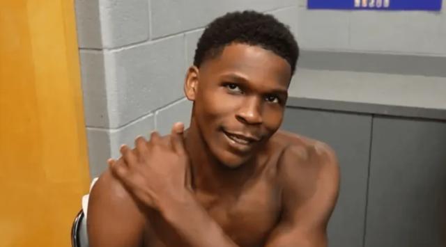 开季连续8场20+比肩加内特！爱德华兹却罕见谦虚