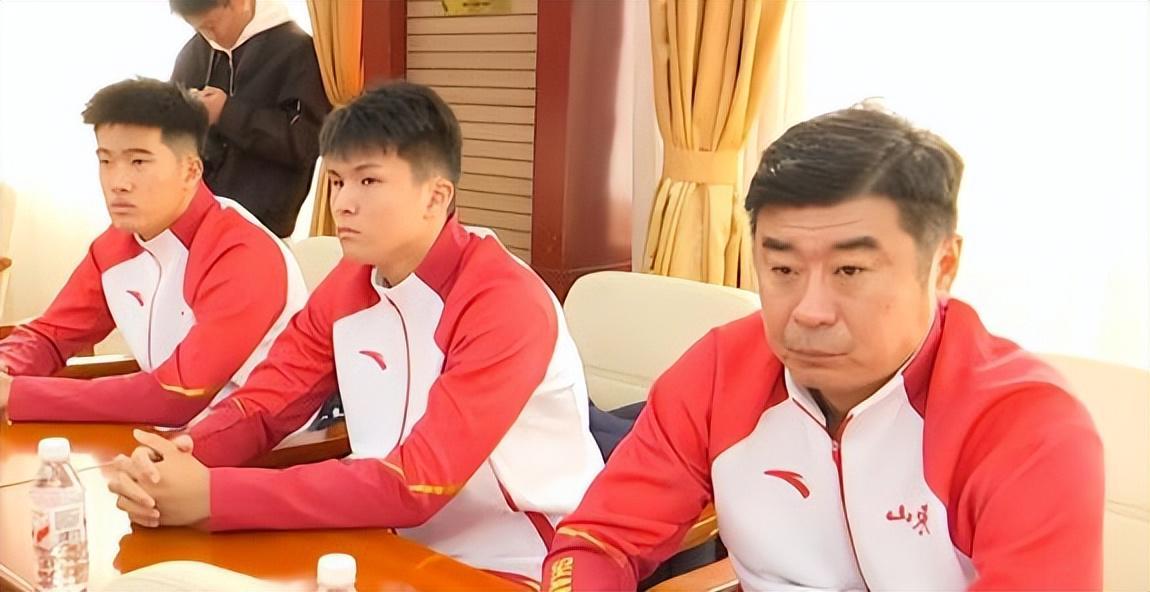 九游体育-意外！他是跟韩鹏齐名的83一代国脚王牌，如今已转型成青训教练